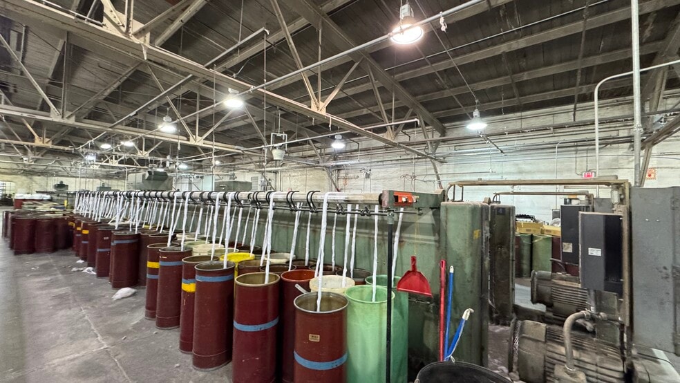 More Photos Of 240 S Main St, Nazareth Flex For Lease