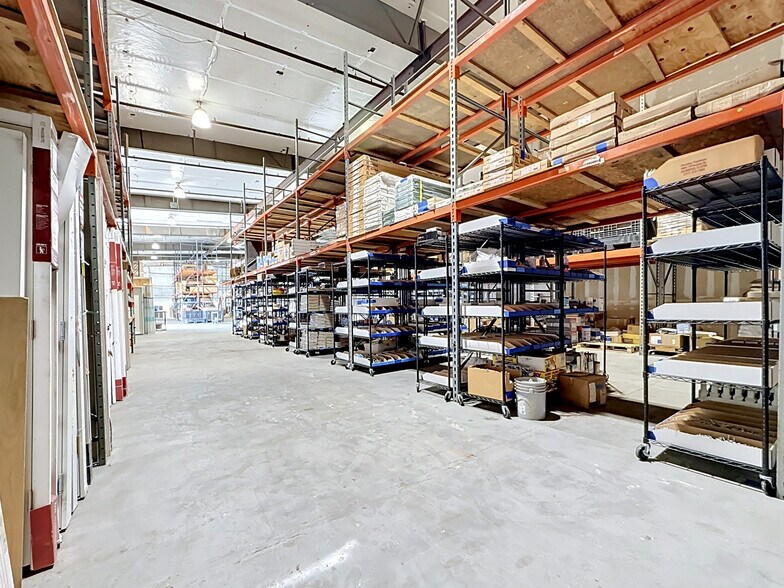 More Photos Of 4677 118th Ave N, Clearwater Manufacturing For Sale