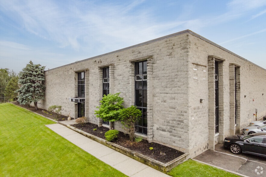 More Photos Of 20 Capital Dr, Moonachie Warehouse For Sale