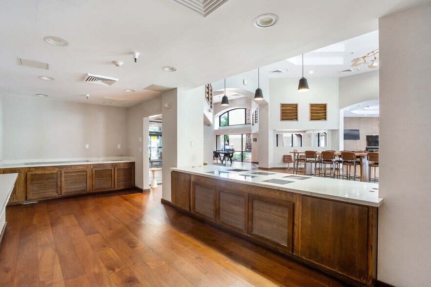 More Photos Of 11260 Point East Dr, Rancho Cordova Apartments For Sale