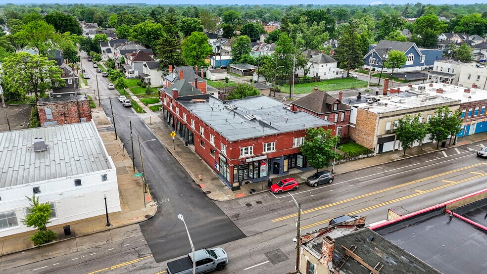 More Photos Of 2403-2409 W Broad St, Columbus Storefront Retail Residential For Sale