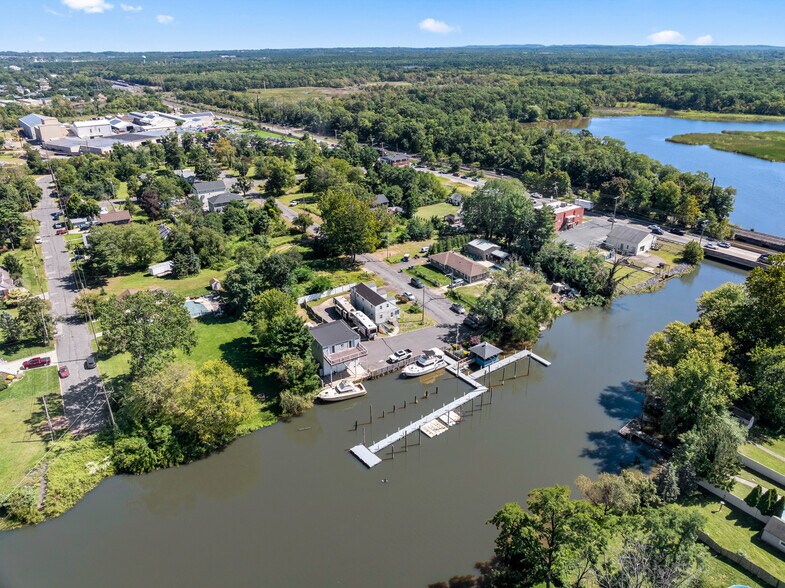 More Photos Of 5 John St, Old Bridge Marina For Sale