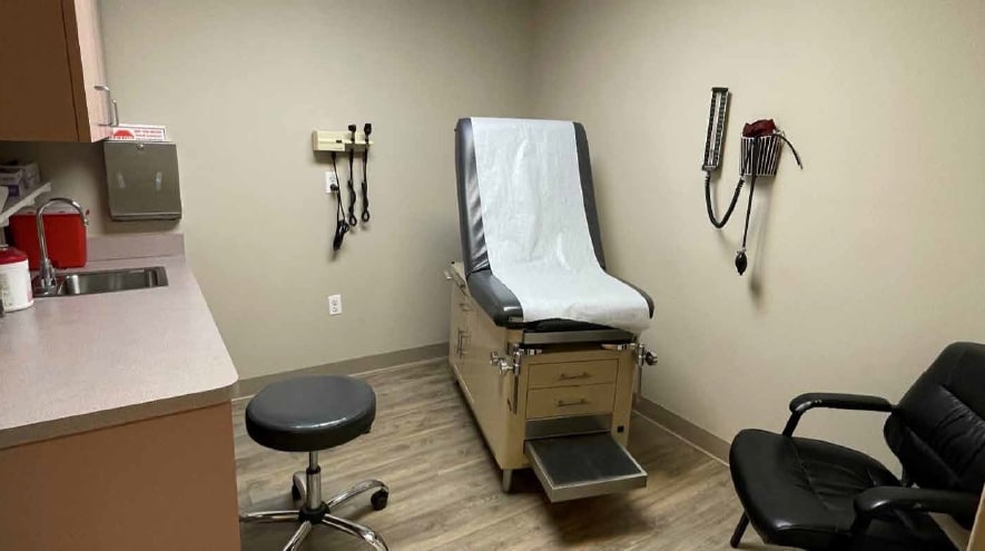 More Photos Of 345 N York Rd, Hatboro Medical For Sale