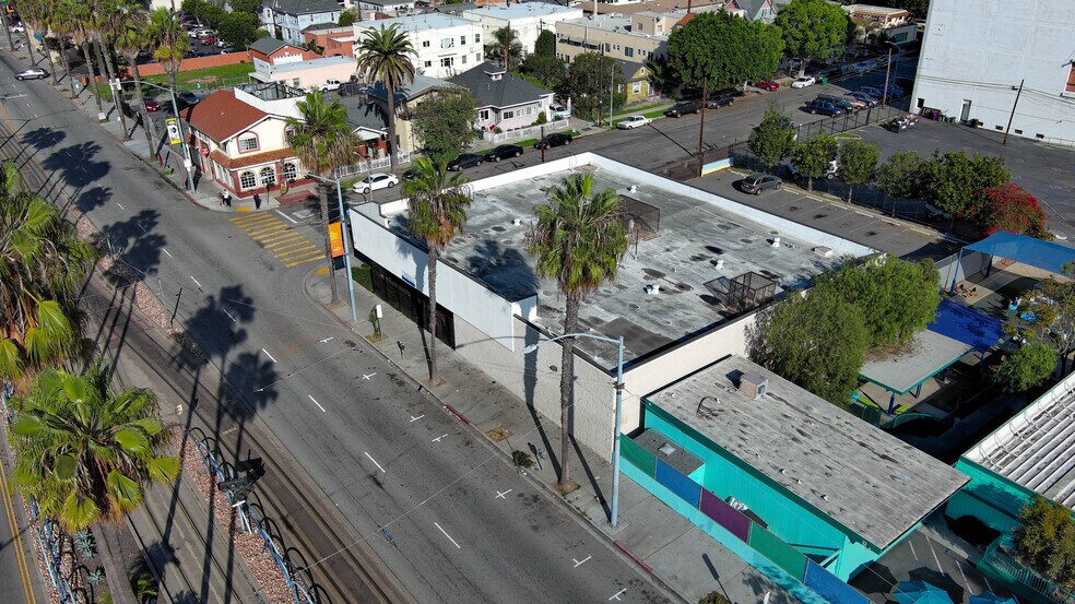 More Photos Of 850 Long Beach Blvd, Long Beach General Retail For Sale