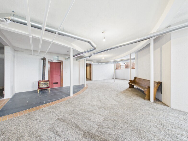 More Photos Of 220 E 6th St, Minden Office Residential For Sale