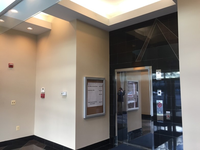More Photos Of 1036 St Nicholas Dr, Waldorf Medical For Lease