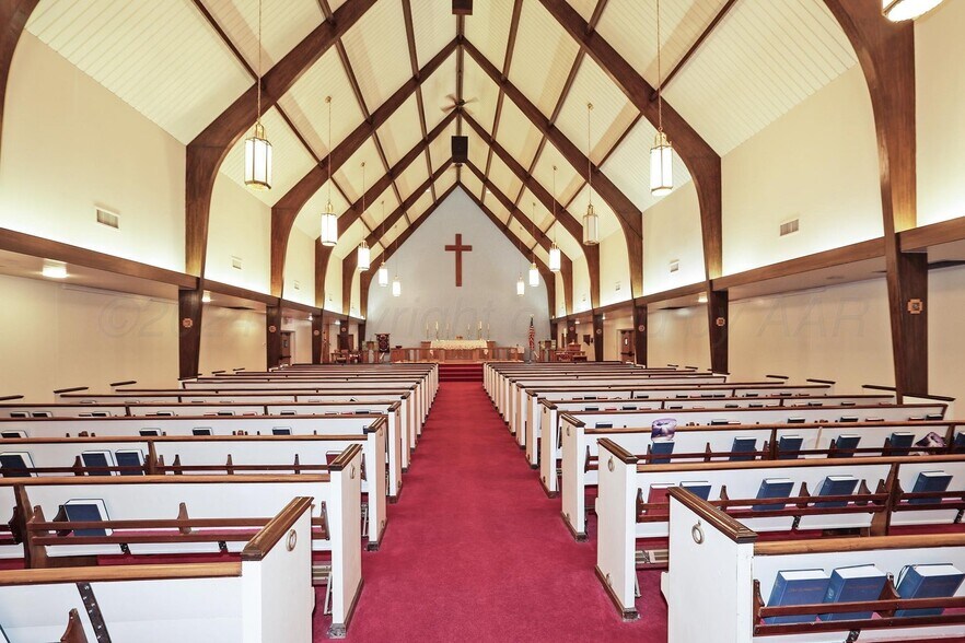 More Photos Of 4714 NW 4th Ave, Amarillo Religious Facility For Sale