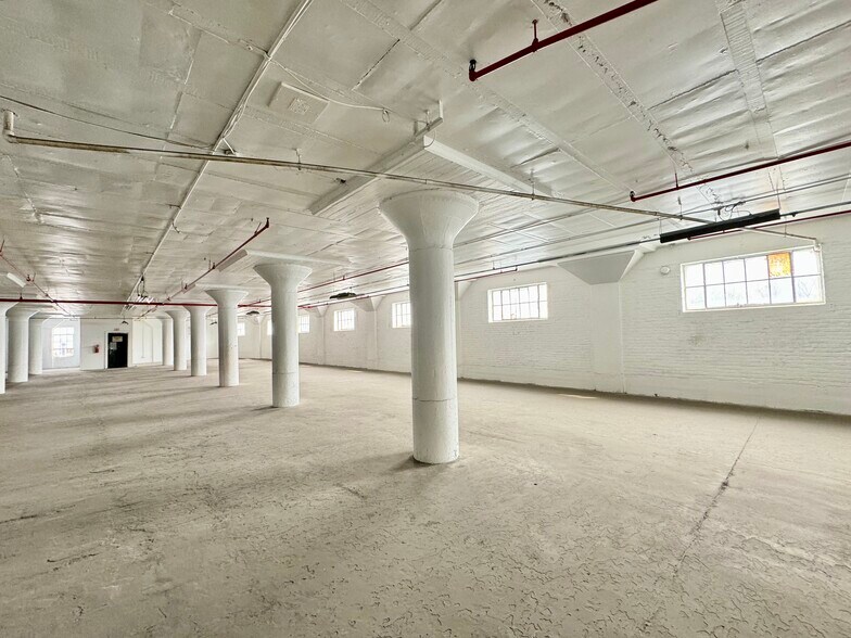More Photos Of 441 E Market St, York Loft Creative Space For Lease