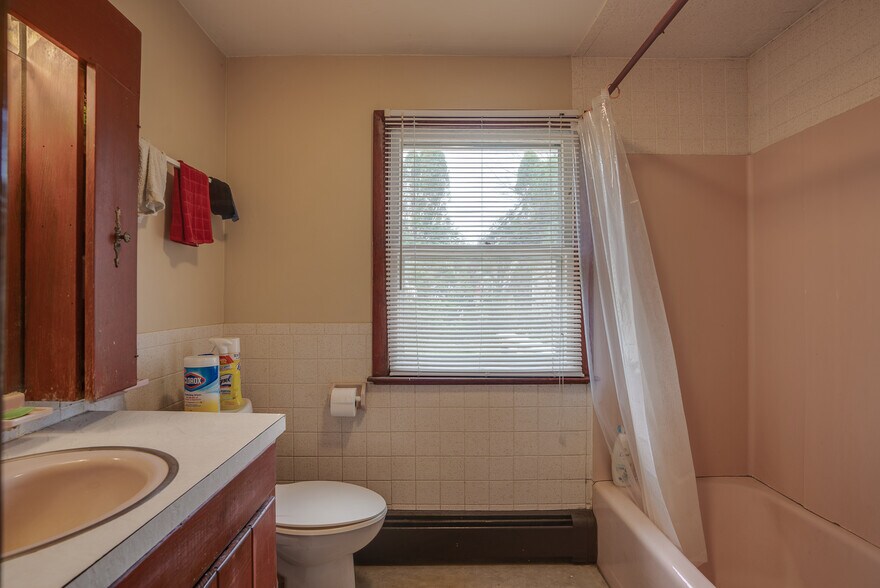More Photos Of 150 Framingham, Southborough General Retail For Sale