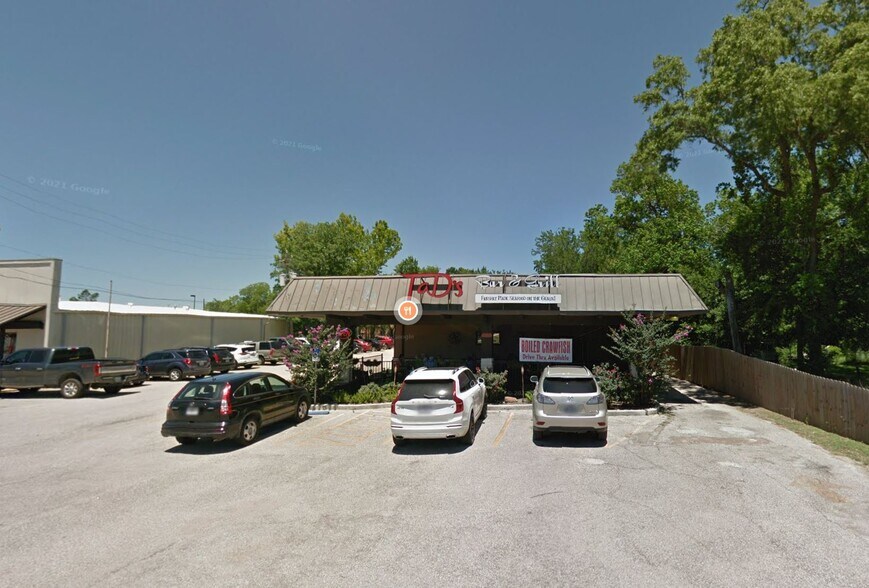 More Photos Of 1000 W Main St, Tomball Restaurant For Lease