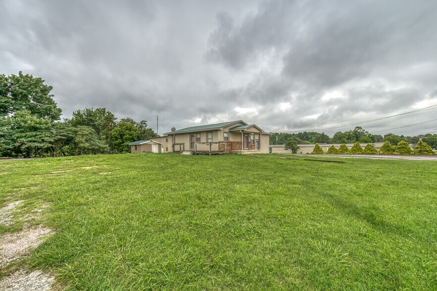 More Photos Of 3545 W Market St, Johnson City Industrial For Sale