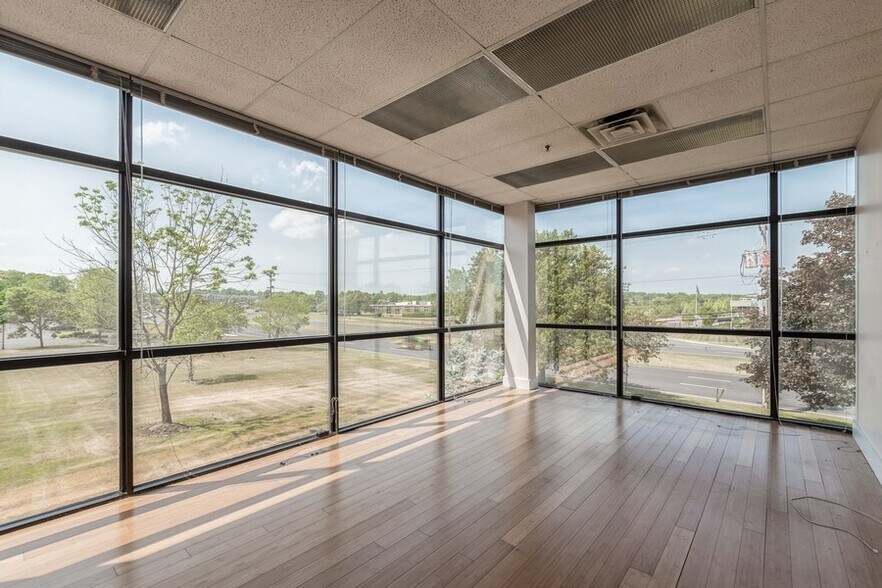 More Photos Of 3121 US Highway 22, Branchburg Coworking Space