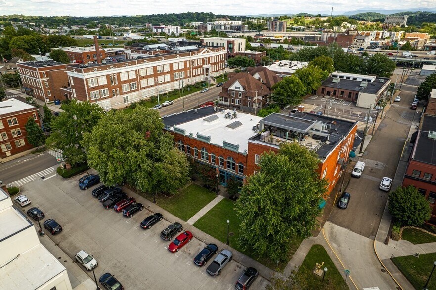 More Photos Of 8-12 Emory, Knoxville Office For Sale