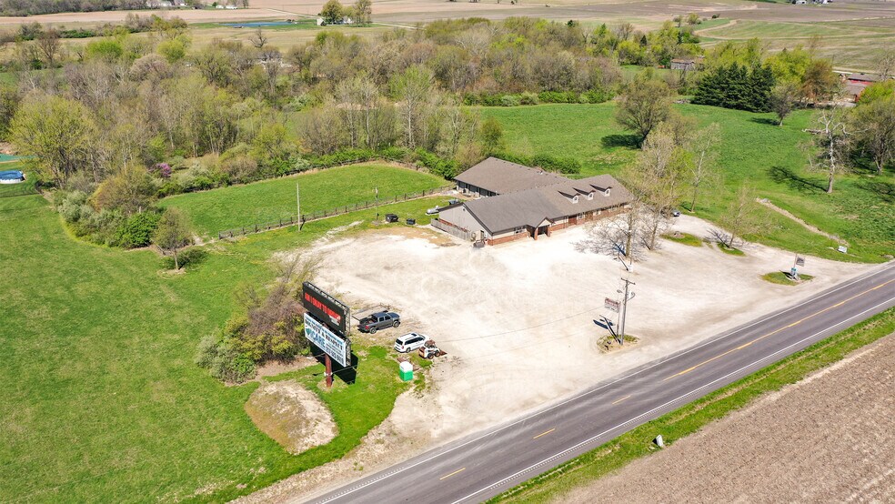 More Photos Of 15281 IL-109, Dow Specialty For Sale