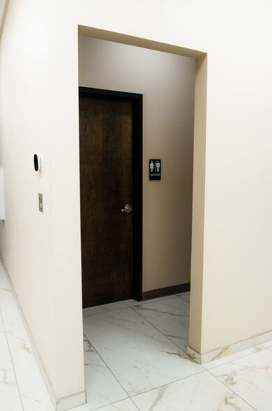 More Photos Of 320 Texas Ave, El Paso Office For Lease