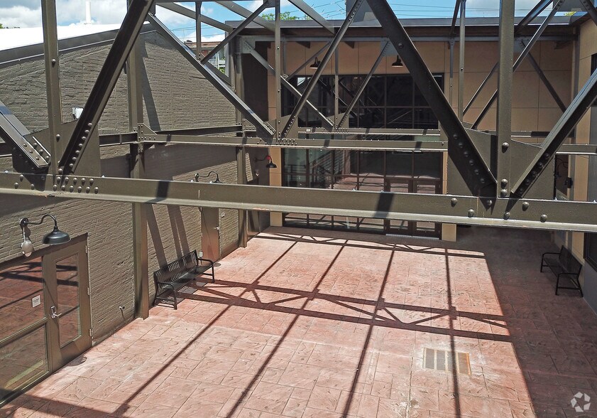 More Photos Of 160 Myrtle Ave, Albany Apartments For Sale
