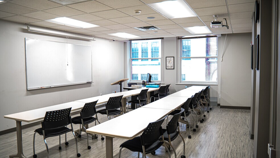 More Photos Of 421 Seventh Ave, Pittsburgh Office For Sale