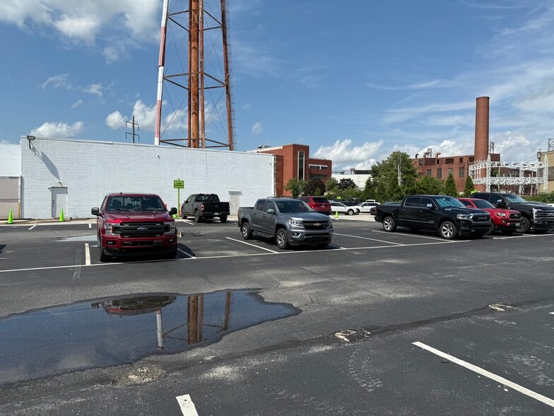 More Photos Of 218 Putcan Ave, Essington Industrial For Sale