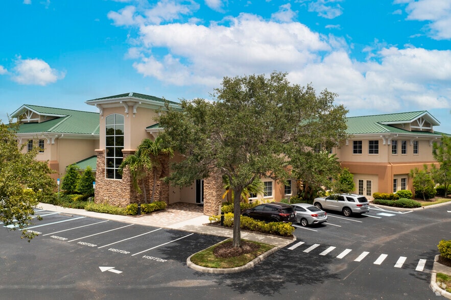 More Photos Of 6751 Professional Pky W, Sarasota Office For Lease