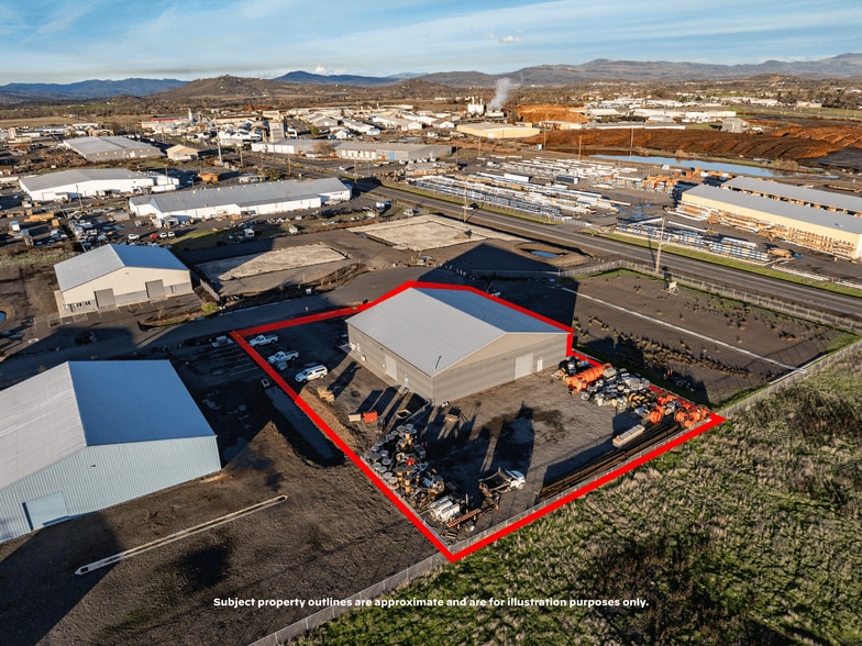 More Photos Of 1918 Bobcat Way, White City Warehouse For Sale
