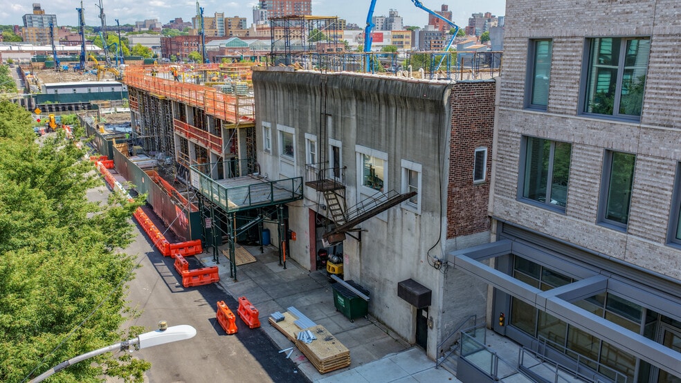 Primary Photo Of 140 Second St, Brooklyn Warehouse For Sale