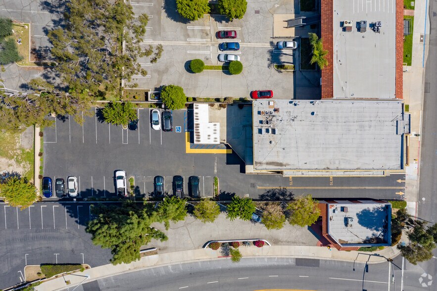 More Photos Of 421 S Glendora Ave, West Covina Medical For Lease
