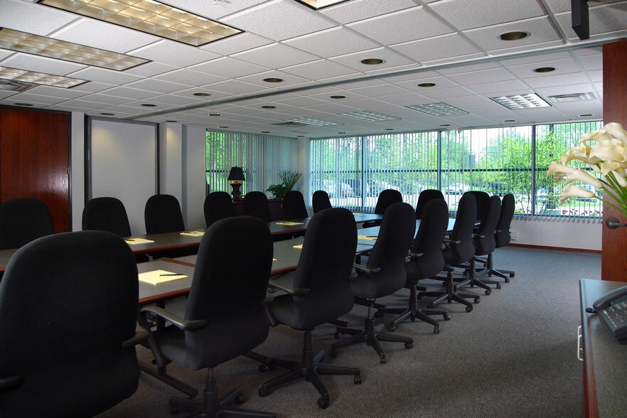 More Photos Of 27475 Ferry Rd, Warrenville Coworking Space