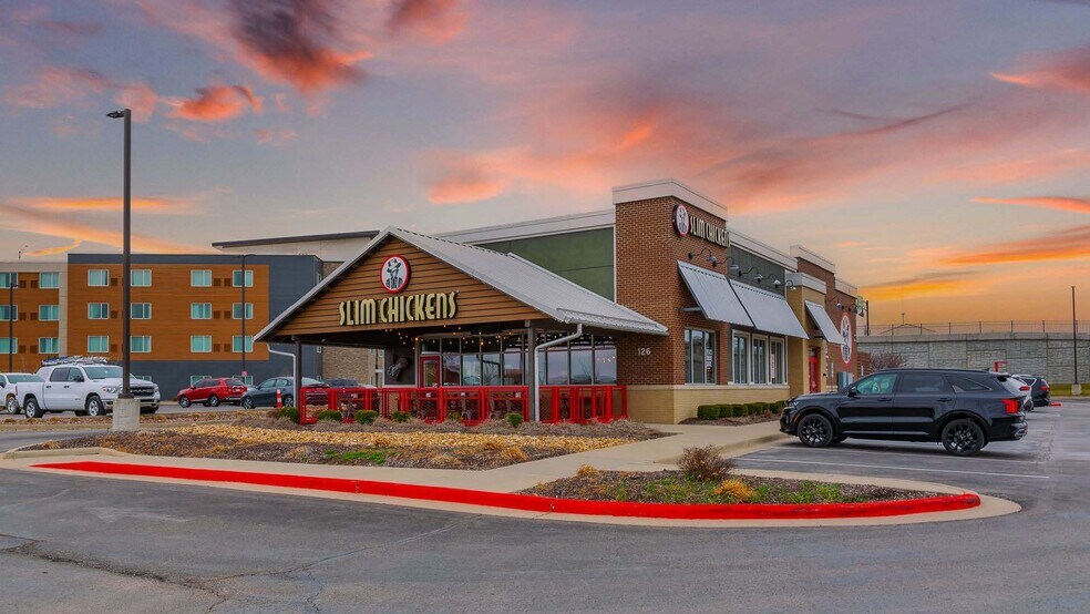 Primary Photo Of 126 S Stewart Rd, Liberty Fast Food For Sale