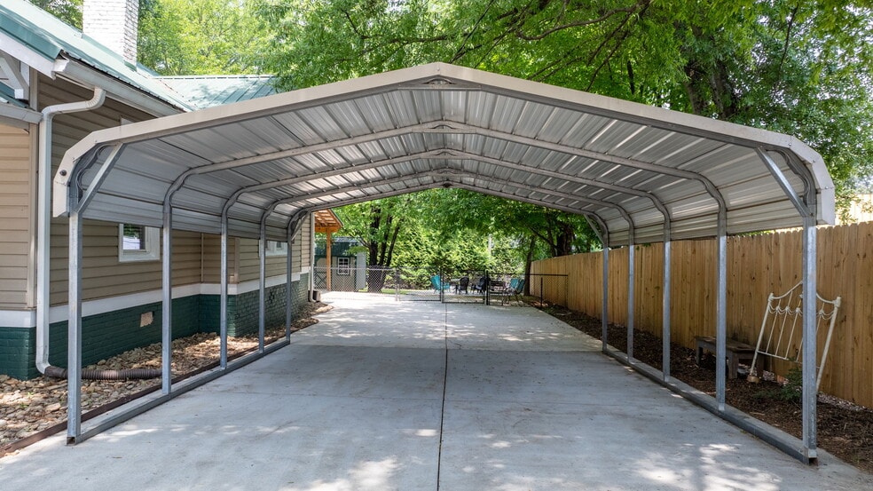 More Photos Of 3084 W Main St, Claremont Office For Sale