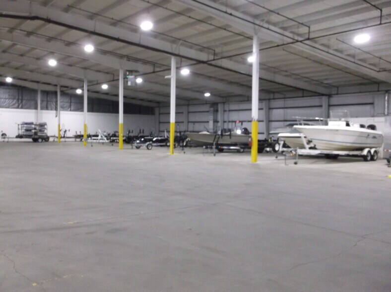 More Photos Of 2896 Vinland St, Oshkosh Industrial For Sale