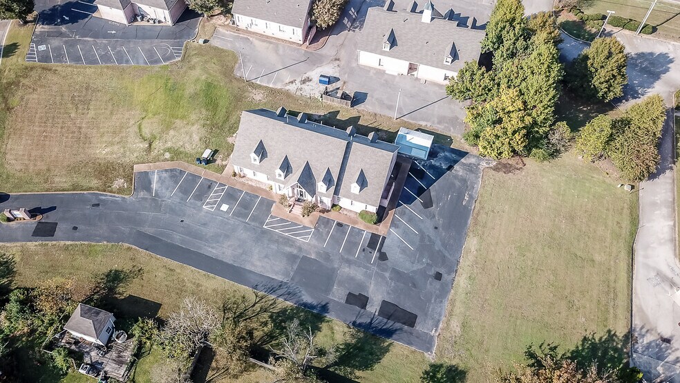 More Photos Of 6920 Oak Forest Dr, Olive Branch Loft Creative Space For Lease