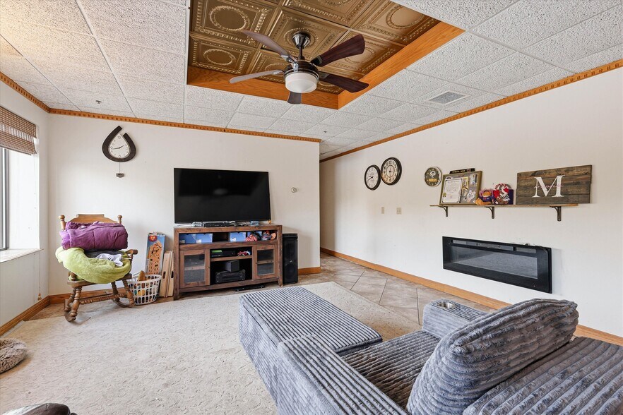 More Photos Of 2107 Velp Ave, Green Bay Freestanding For Sale
