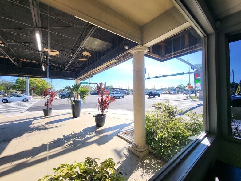 More Photos Of 2160 Cleveland Ave, Fort Myers Auto Dealership For Sale