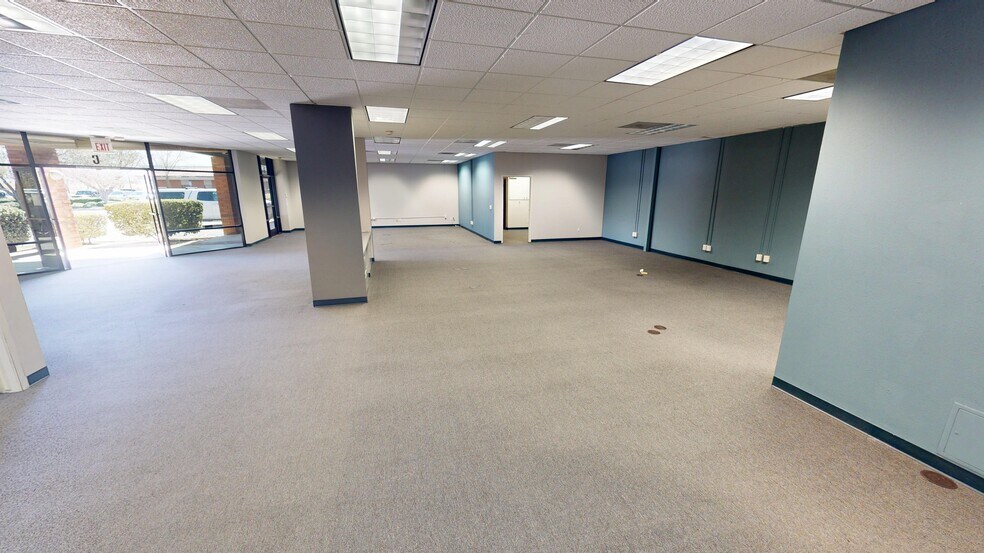 More Photos Of 1113 W Avenue M4, Palmdale Office For Lease