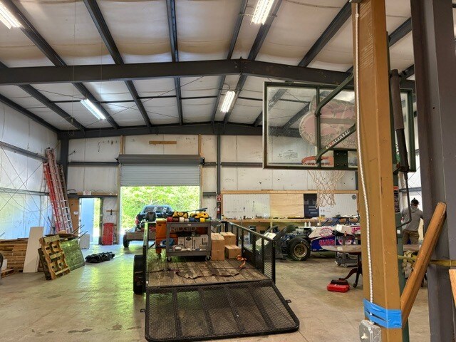 More Photos Of 4045 S Access Rd, Chattanooga Warehouse For Lease