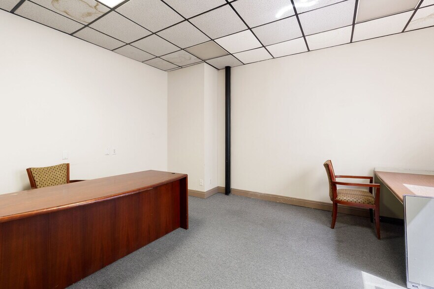 More Photos Of 127-129 S 8th Ave, La Puente Warehouse For Sale