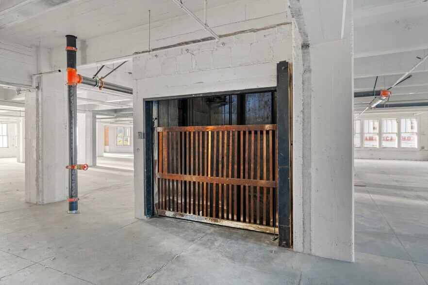 More Photos Of 800-810 Traction Ave, Los Angeles Office For Sale