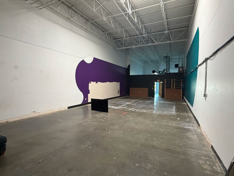 More Photos Of 4220 W 2100 S, Salt Lake City Light Manufacturing For Lease