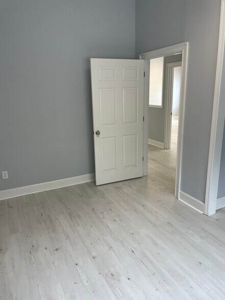 More Photos Of 12420 San Jose Blvd, Jacksonville Medical For Lease