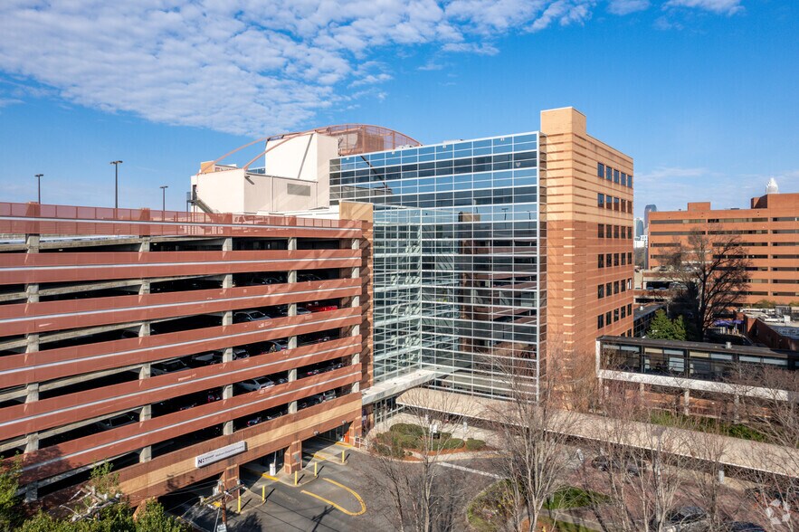 More Photos Of 1918 Randolph Rd, Charlotte Medical For Lease