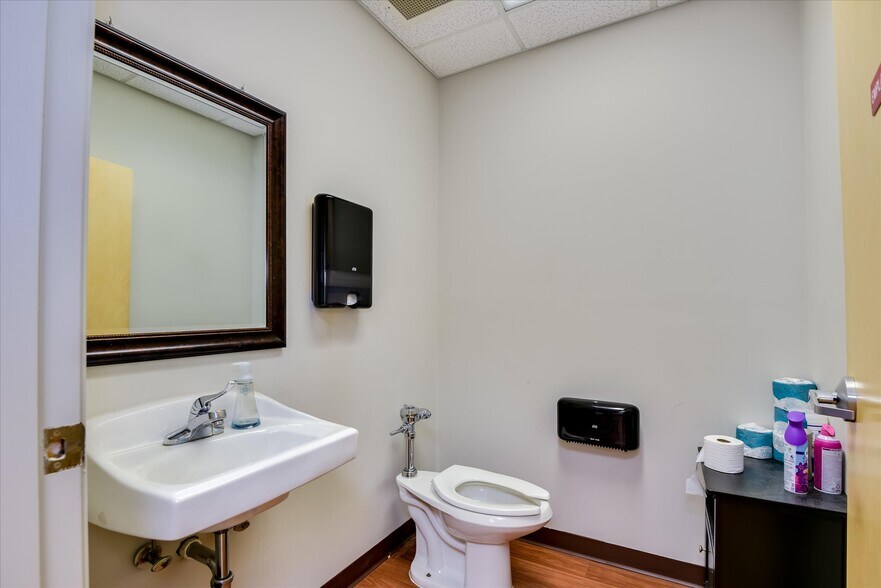 More Photos Of 191 Center South Blvd, Aiken Medical For Sale