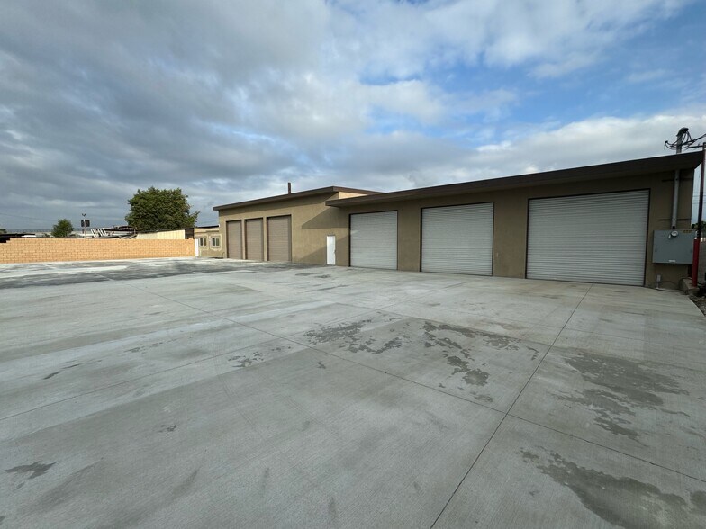 More Photos Of 5045 E State St, Montclair Warehouse For Sale