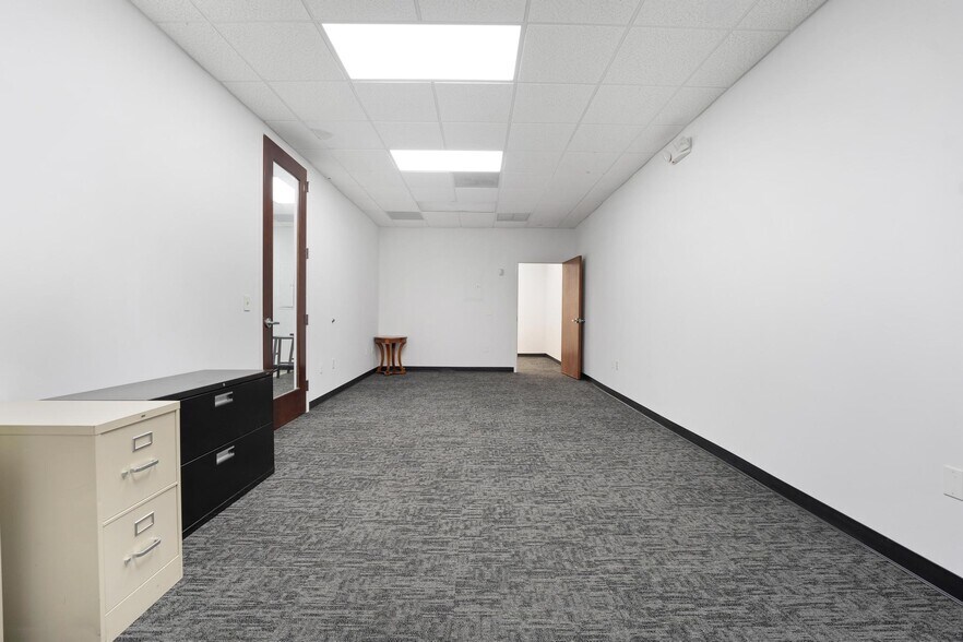 More Photos Of 500 SE 15th St, Fort Lauderdale Medical For Lease