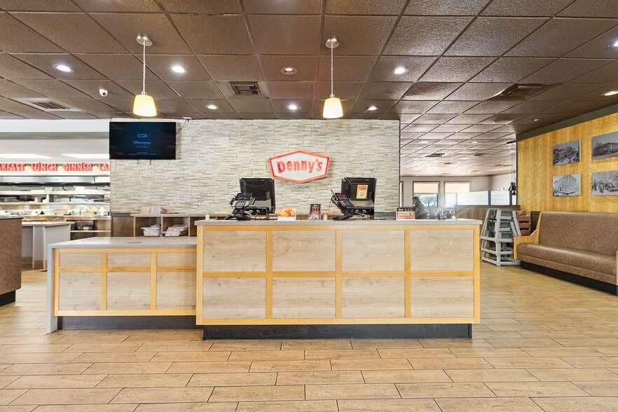 More Photos Of 13031 FM 1960 Rd W, Houston Restaurant For Sale