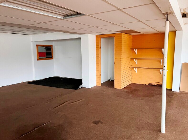 More Photos Of 22 Washington St, Brainerd Auto Dealership For Sale