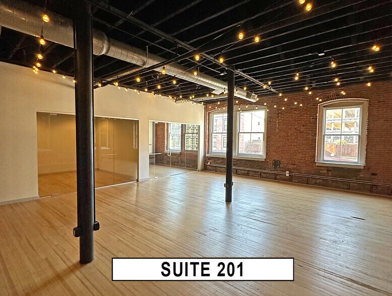 More Photos Of 201 N 2nd St, Harrisburg Office For Lease
