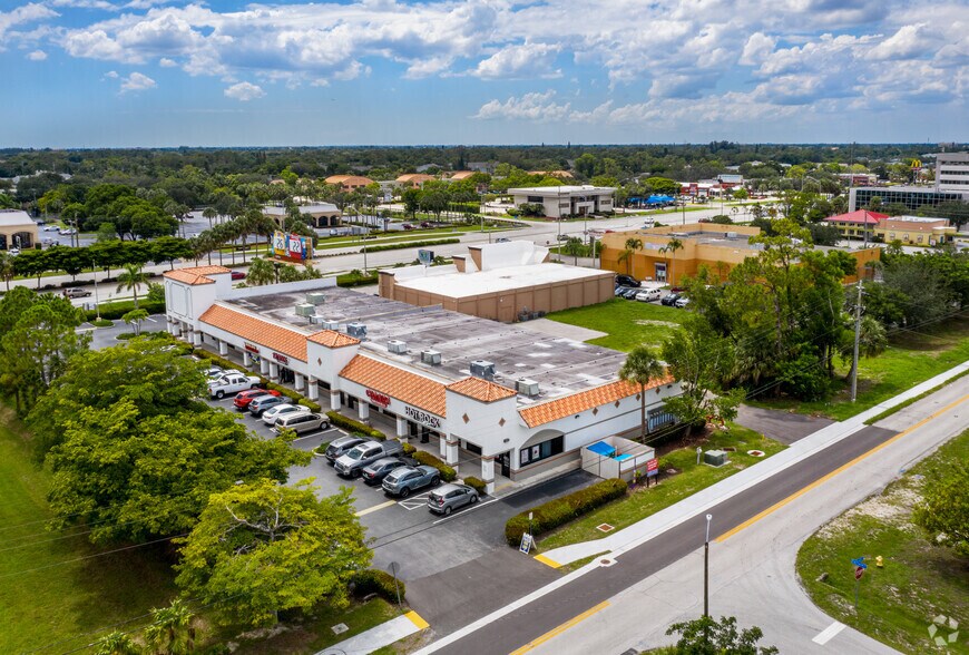 More Photos Of 12575 S Cleveland Ave, Fort Myers Storefront For Lease