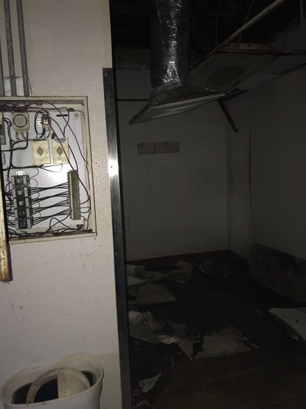 More Photos Of 14514 Jefferson Davis Hwy, Woodbridge Fast Food For Lease