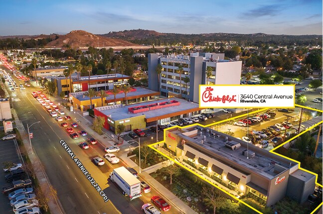 More Photos Of 3640 Central Ave, Riverside Restaurant For Sale