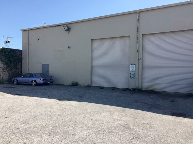 More Photos Of 10460 SW 187th Ter, Miami Warehouse For Sale